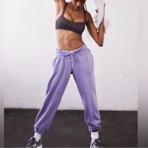 FP MOVEMENT Sprint to the Finish sweatpants size M